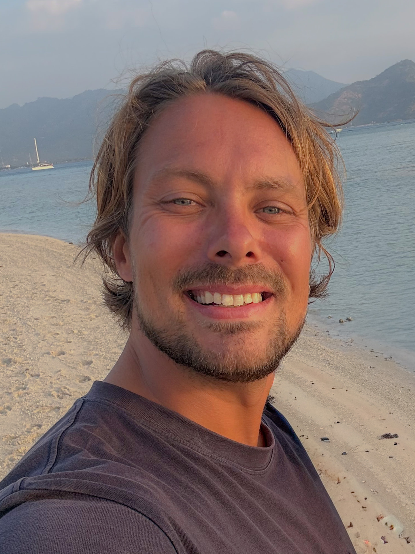 Teemu Ahonen, Finnish UGC creator, on location in Indonesia